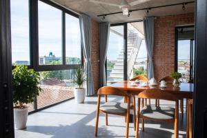 White Palace Thai Binh Hotel